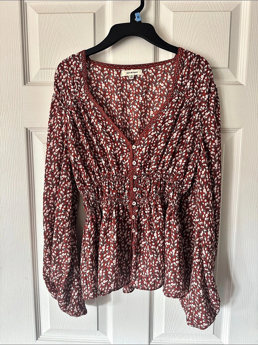 Max Studio Floral L/S Blouse in Orange, Black & White Size Medium